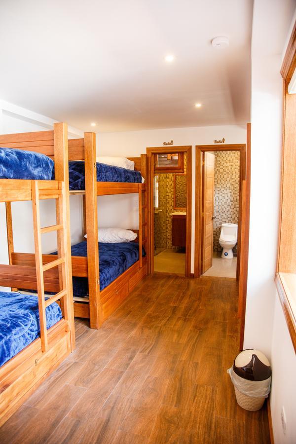 Community Hostel Alausí Buitenkant foto